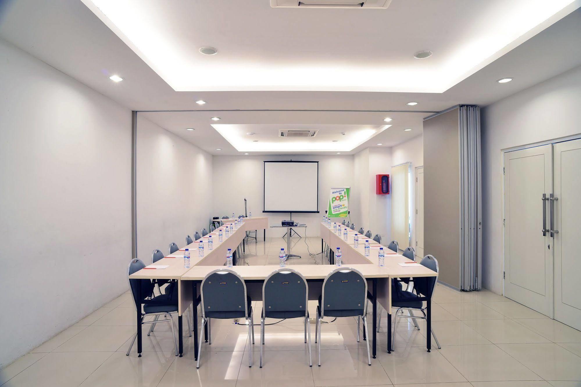 Pop! Hotel Tebet Cakarta Dış mekan fotoğraf